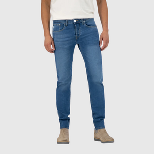 Open image in slideshow, Mud Jeans Regular Dunn Pure Blue - Aplomb Galway
